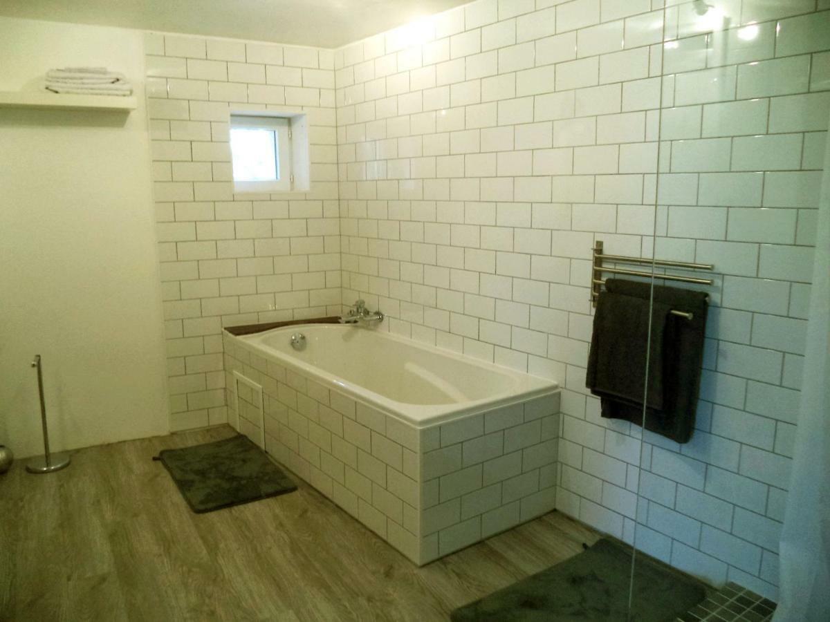 Bed and Breakfast La Gauviniere Liez Екстер'єр фото