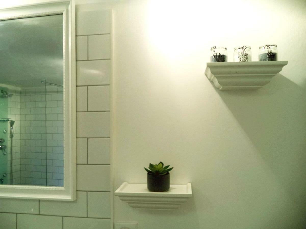 Bed and Breakfast La Gauviniere Liez Екстер'єр фото